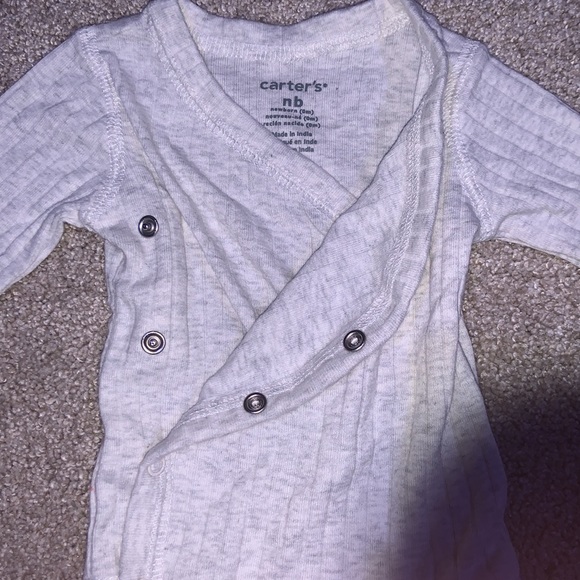 Carter’s 3 Pc Side Snap Onesies | Size Newborn - Picture 5 of 5